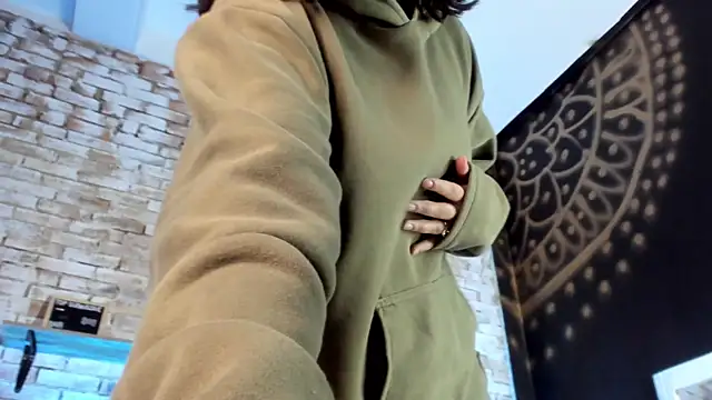 kitty malach online show from January 7, 3:11 am