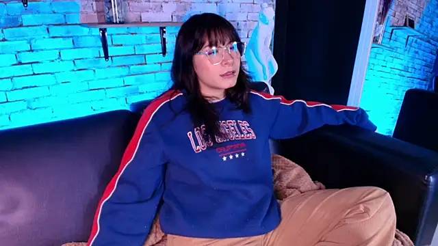 kitty malach online show from December 21, 3:19 am