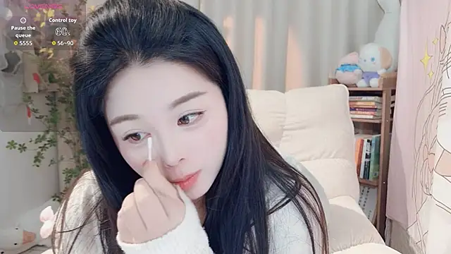 SweetTease2025 online show from November 27, 3:34 pm