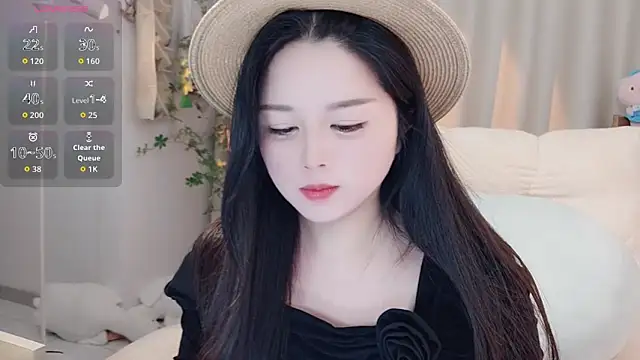 SweetTease2025 online show from November 10, 8:25 pm