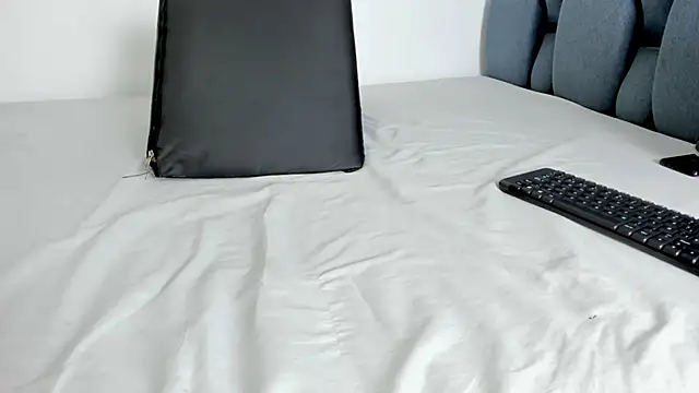 yourwife anna online show from October 30, 10:35 am