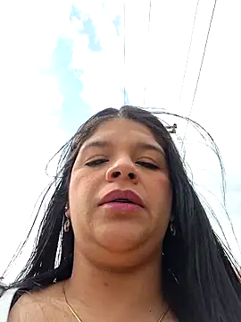 Snapshot of Eiimy_pretty chatting on October 9, 7:36 pm Eiimy pretty online show from October 9, 7:36 pm
