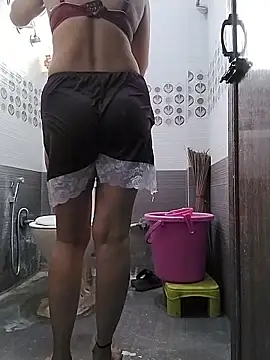 Snapshot of Hotcupale345 chatting on February 10, 7:40 am Hotcupale345 online show from February 10, 7:40 am