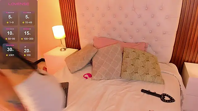 ViolettaAlemida online show from September 10, 12:48 pm