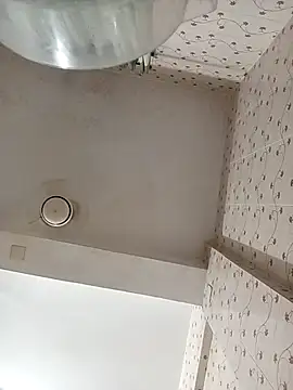 khhlmn online show from October 19, 3:48 pm