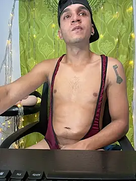Angel latinboy online show from February 25, 11:43 am