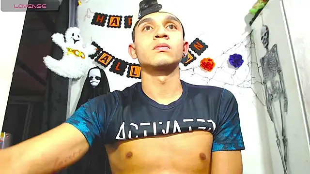 Angel latinboy online show from October 14, 10:09 pm