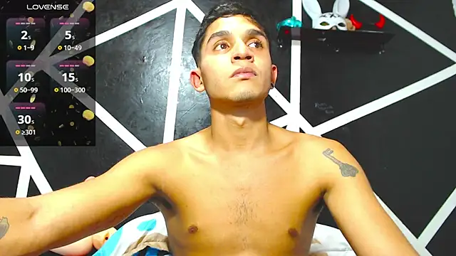 Angel latinboy online show from October 6, 10:21 pm