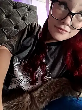 mae lyra online show from March 2, 8:16 pm