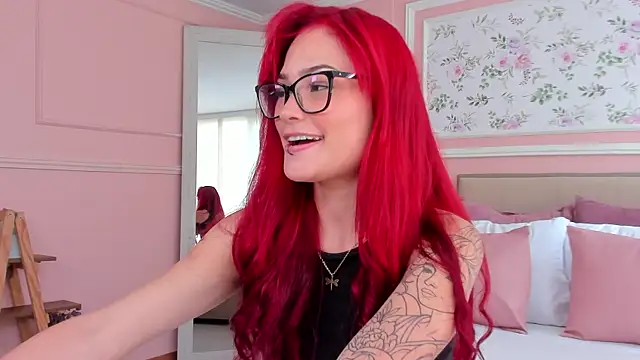 mae lyra online show from April 20, 5:36 pm