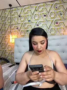 Anahibella online show from April 21, 1:39 pm