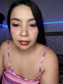 Snapshot of Anahibella chatting on November 24, 3:28 am Anahibella online show from November 24, 3:28 am