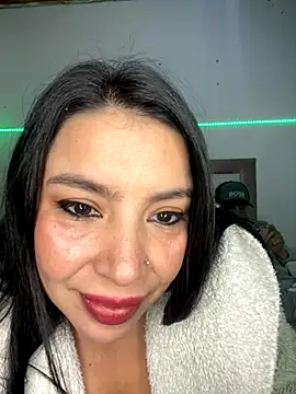 Snapshot of Anahibella chatting on November 4, 7:12 am Anahibella online show from November 4, 7:12 am