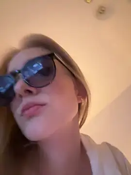 DaryaDoll online show from March 12, 5:28 pm