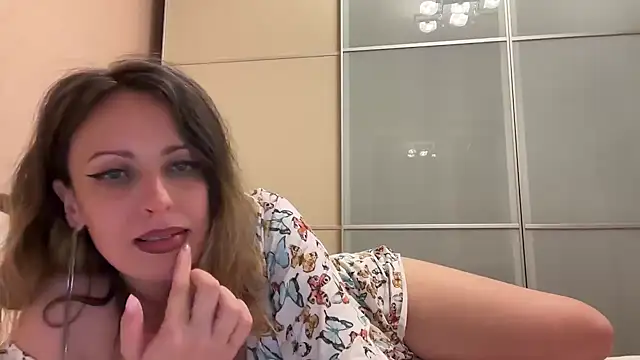 Snapshot of Ange1Alexis chatting on September 21, 5:07 pm Ange1Alexis online show from September 21, 5:07 pm