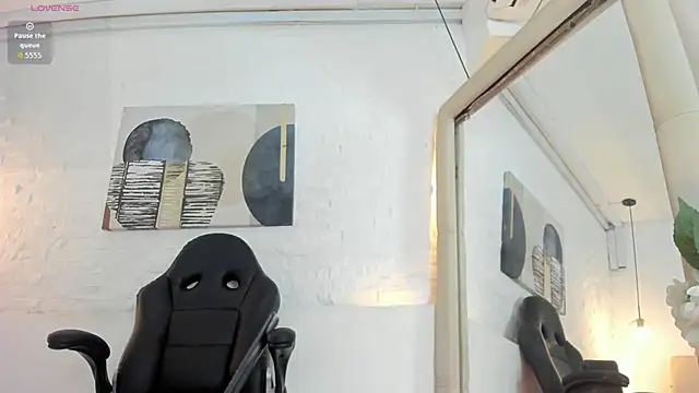 Sarah GothicGirl online show from April 9, 7:42 pm