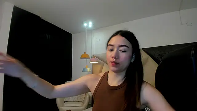 SaraWagner  online show from October 27, 12:11 am