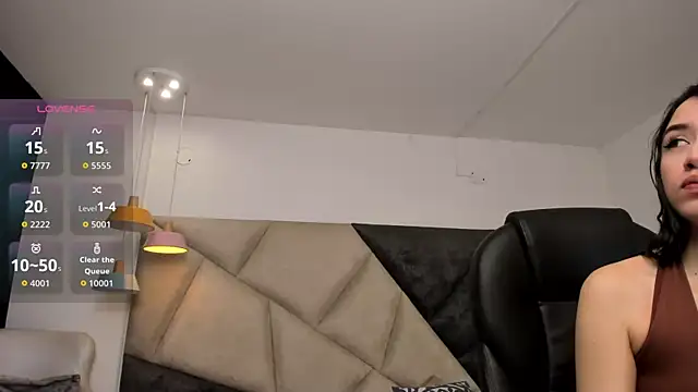 SaraWagner  online show from November 24, 12:32 am