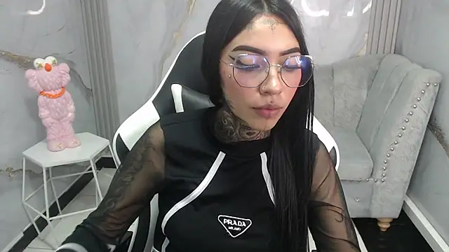 Ashley Blum v online show from October 25, 8:09 pm