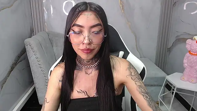 Ashley Blum v online show from October 10, 8:09 pm