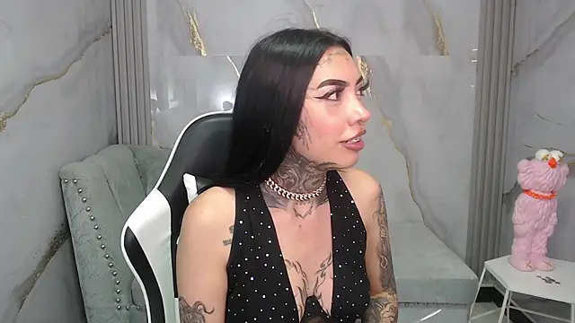 Ashley Blum v online show from November 22, 8:08 pm