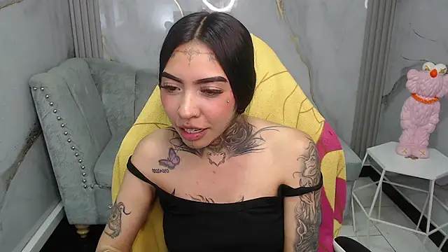 Ashley Blum v online show from November 16, 1:21 am