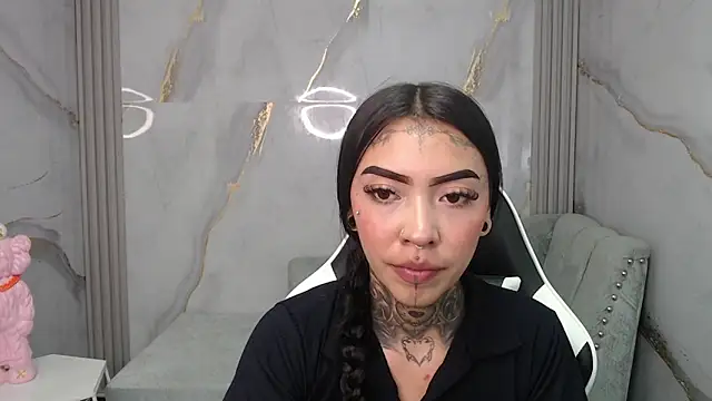 Ashley Blum v online show from November 10, 8:03 pm