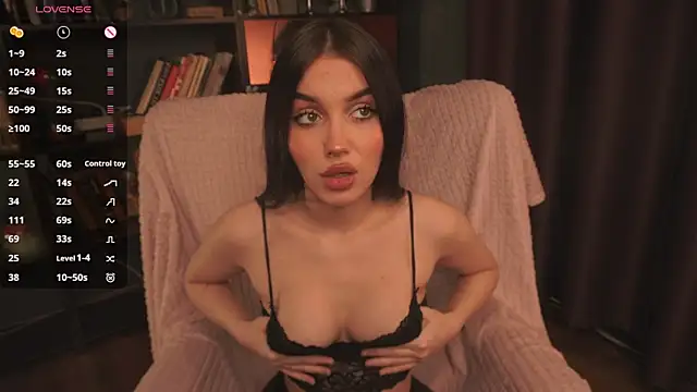 Kamila Bell online show from November 18, 10:13 pm