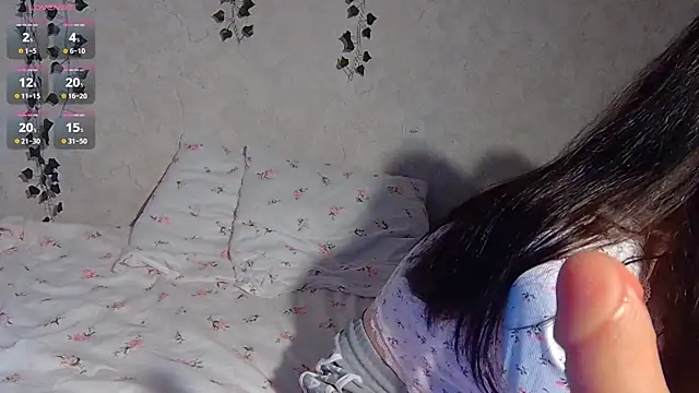 Snapshot of sakuras_pleasure chatting on September 17, 7:27 pm sakuras pleasure online show from September 17, 7:27 pm