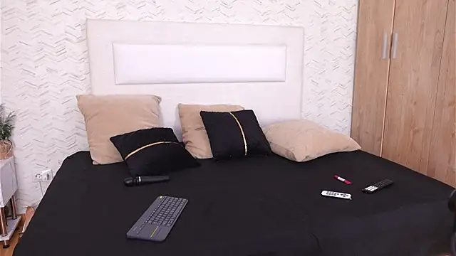 DahliaRosee online show from January 12, 9:09 pm