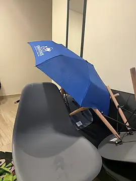 MacaW09 online show from February 12, 11:15 pm