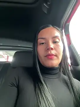 MacaW09 online show from February 25, 5:24 pm