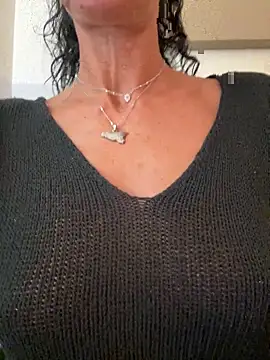 Snapshot of eddivad6974 chatting on September 14, 6:52 pm eddivad6974 online show from September 14, 6:52 pm