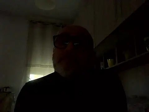 eddivad6974 online show from January 7, 3:17 pm