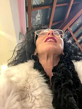 eddivad6974 online show from January 11, 9:00 pm