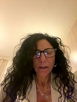 eddivad6974 online show from January 13, 8:18 am