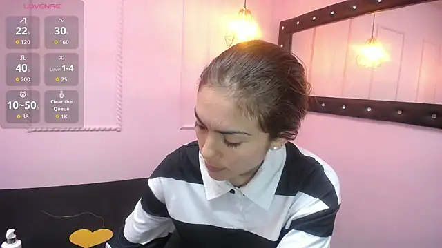 danna7cute online show from March 11, 9:09 pm