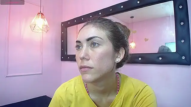 danna7cute online show from April 14, 8:14 pm