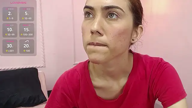 Snapshot of danna7cute chatting on October 9, 9:15 pm danna7cute online show from October 9, 9:15 pm