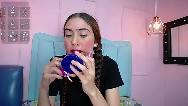 danna7cute online show from November 14, 8:34 pm