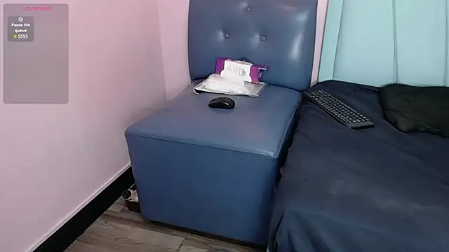 danna7cute online show from November 29, 9:15 pm