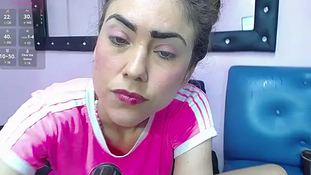 danna7cute online show from May 25, 9:02 pm