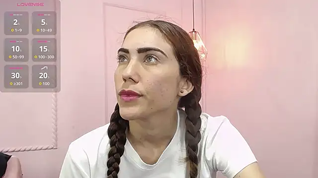 Snapshot of danna7cute chatting on October 16, 10:07 pm danna7cute online show from October 16, 10:07 pm