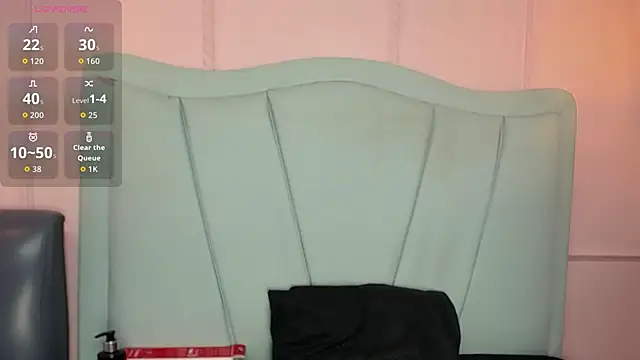 danna7cute online show from December 19, 9:17 pm