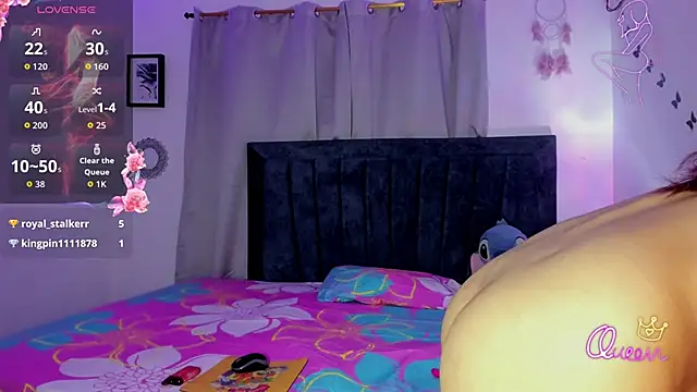 Snapshot of emmie_bunny chatting on February 28, 12:32 am emmie bunny online show from February 28, 12:32 am