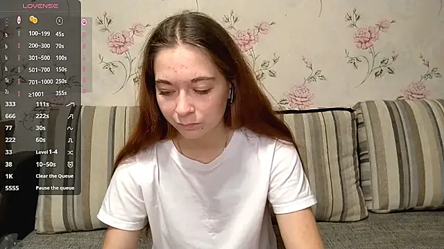 KissKarina online show from October 3, 3:24 pm