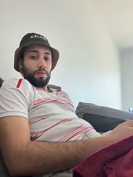 Snapshot of gambabgh chatting on March 4, 6:59 pm gambabgh online show from March 4, 6:59 pm