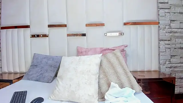 CandyandSteven online show from March 5, 3:14 am