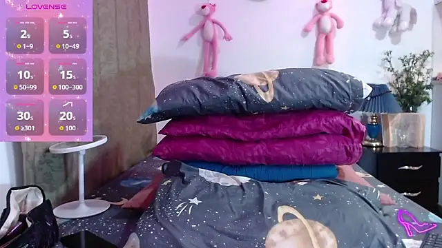 Snapshot of AllysonStonne chatting on February 22, 2:36 am AllysonStonne online show from February 22, 2:36 am