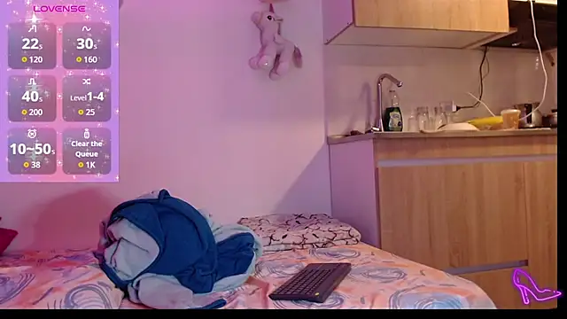 AllysonStonne online show from March 29, 8:32 pm